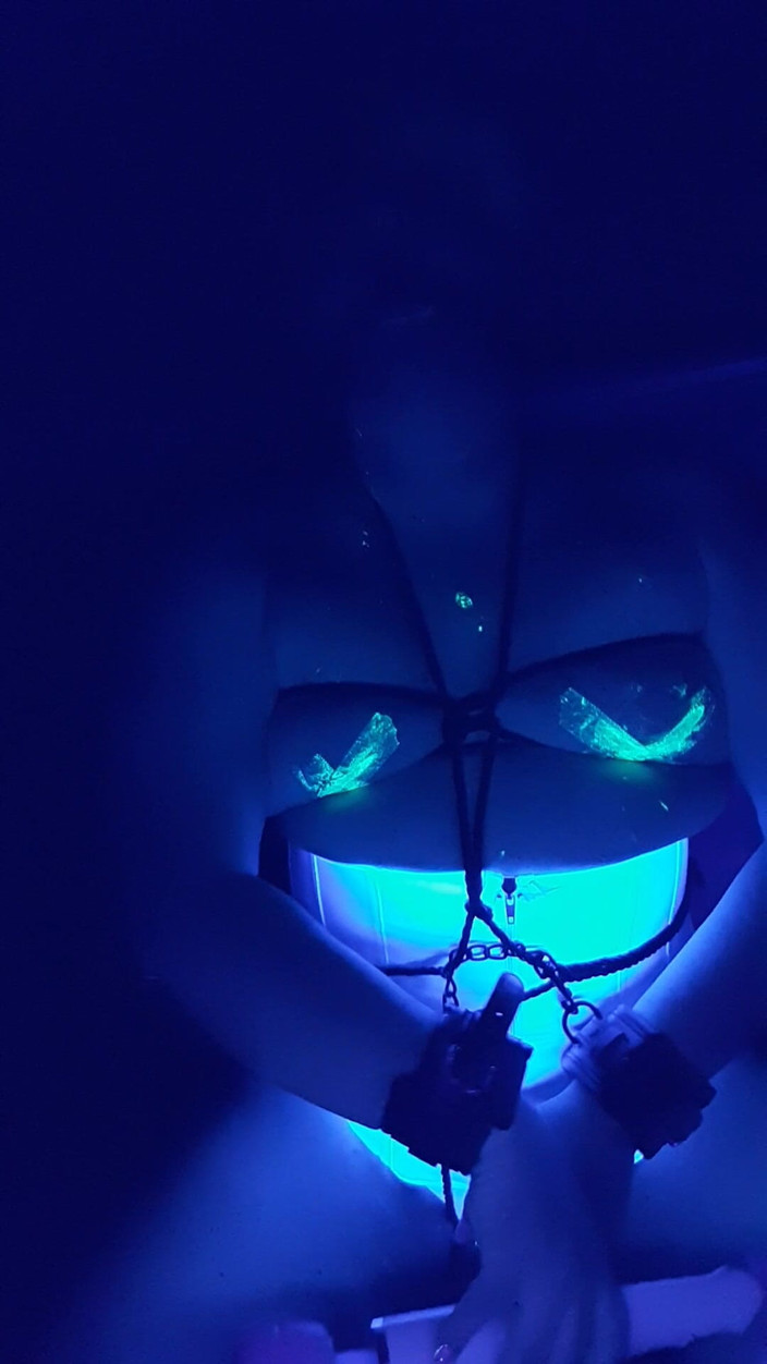 Roxxie rae page: Black Light Self Bondage