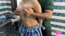 Sora vitregă a fost futută de fratele ei vitreg după ce a pierdut jocul Ludo