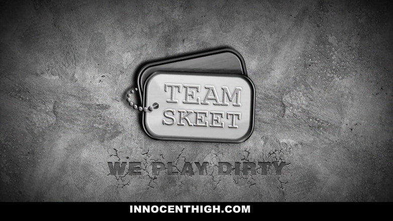 Team Skeet: Genç üniversiteli kız Kiara Knight öğretmen tarafından yakalandı ve cezalandırıldı