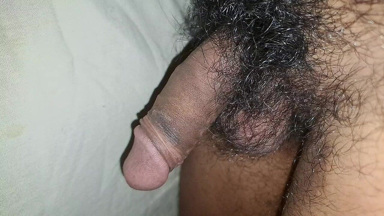 Desi_Porn_India: Cowok bertubuh muda India lagi pamer kontol besarnya- 2.
