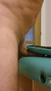 J’ai baisé la table de massage