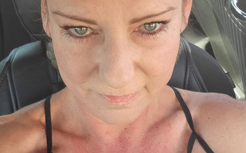 EliteLadyS: Muschi-Temperaturkontrolle masturbation bei der arbeit