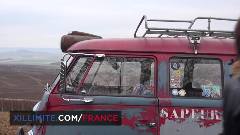 Made In France: Trojka s Lunou Rival a 2 lovci