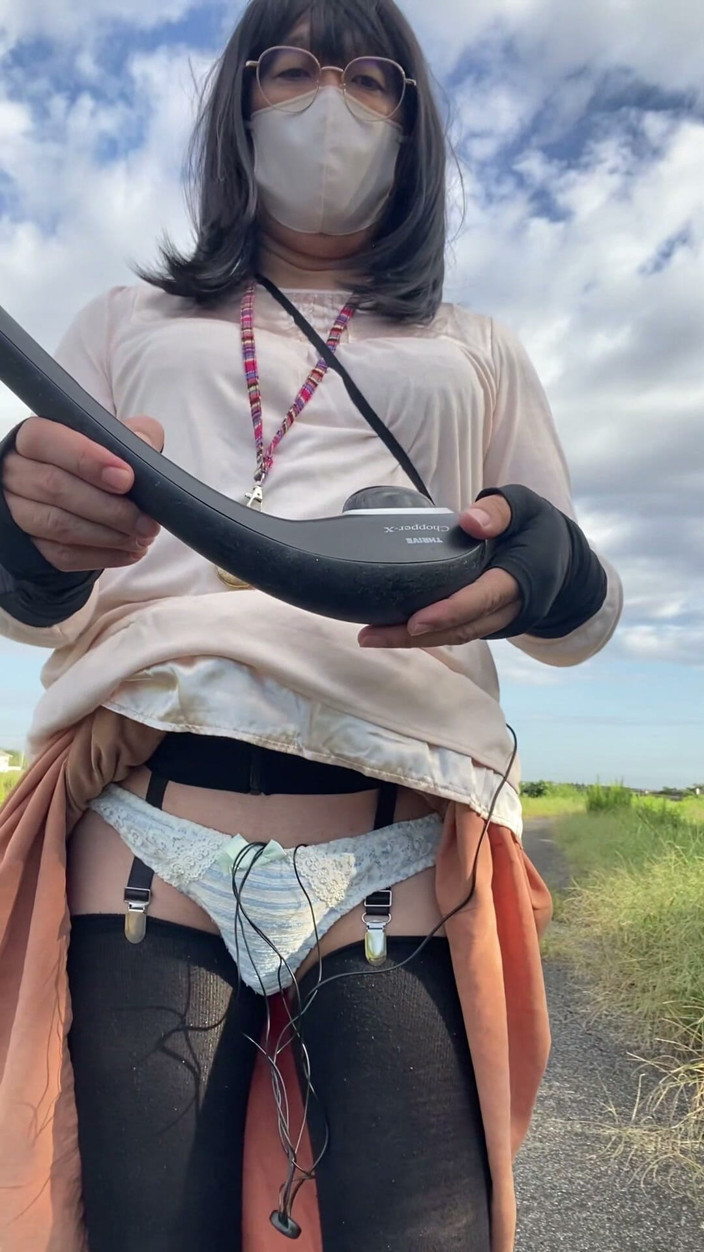 megu2002: No. 328 Cycling Masturbation