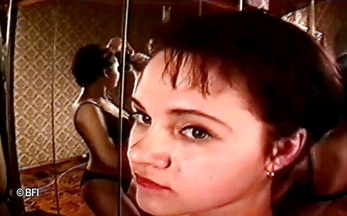Tight sweet and irrestible sweet teen pussy: Russian peek-teens part 21
