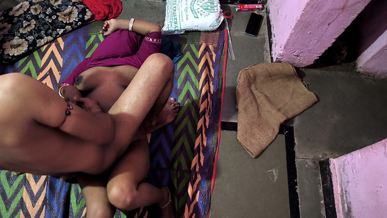 Kajalbhabhi87: A Kiss and I Fucked Him - Rouzluxury