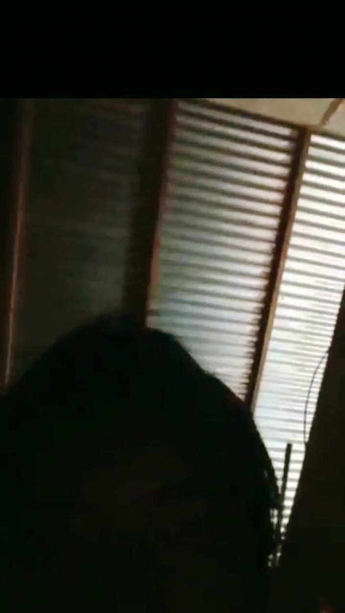 Ratna Antika: La suocera le ha detto di entrare nella stanza