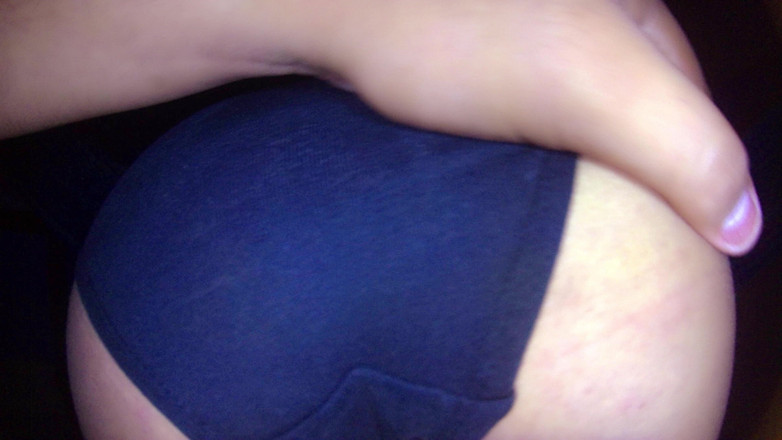 Susyzuperpete: Super sexy pantyhose of my girlfriend, I take off her...