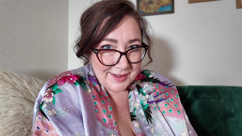 cutejayne: Macecha má hezký obličej a udělá tě - tabuizované hrbění obličeje...