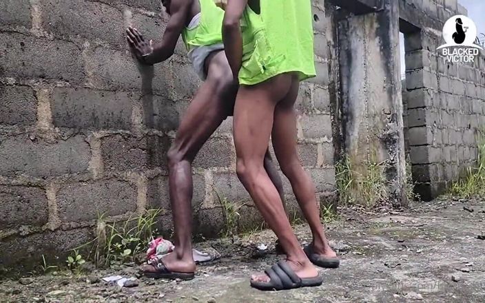 Funfor10k gay videos: Gran polla atrapada afuera y folla duro