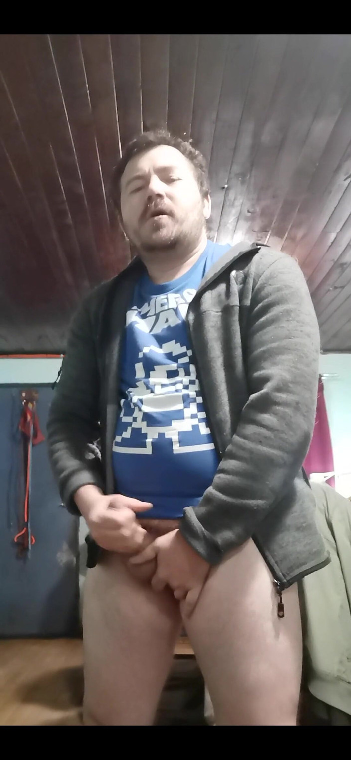 Rokkuman: Masturbação em casa