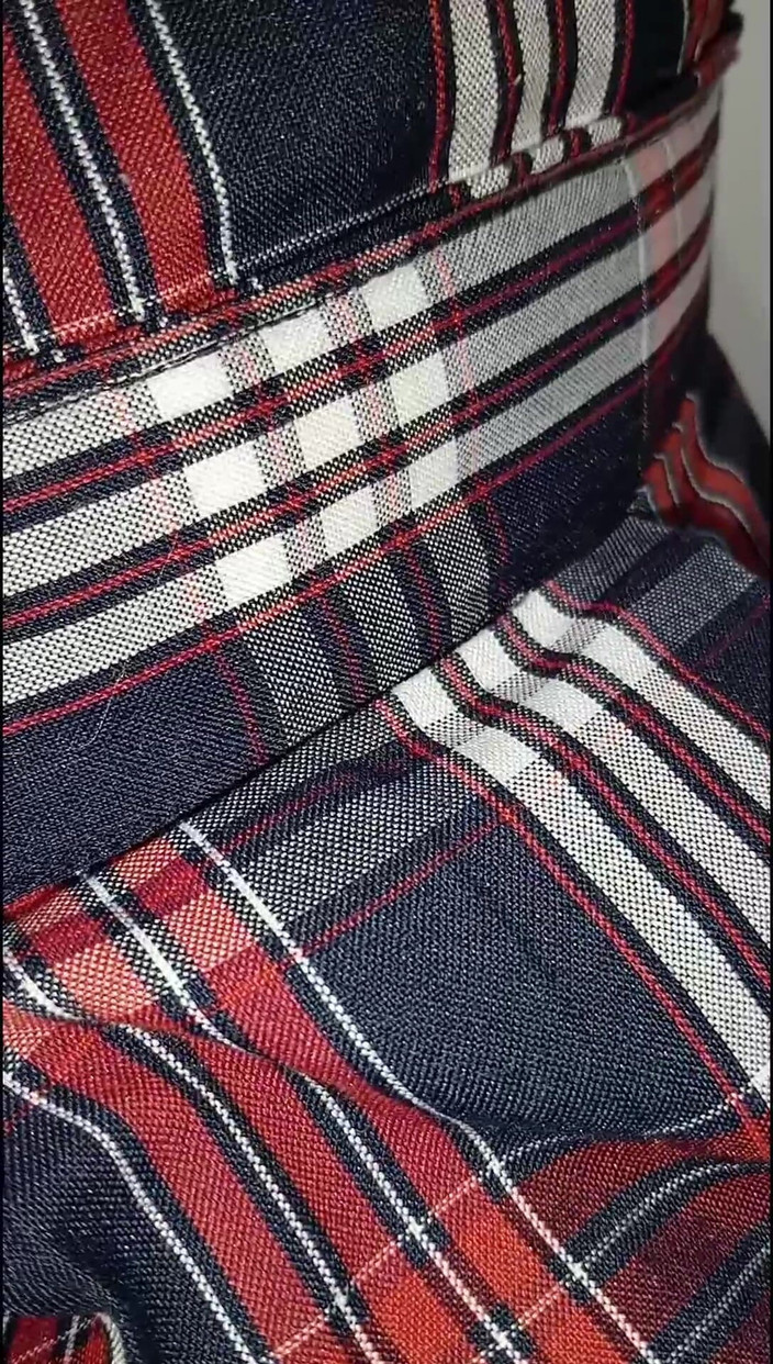 Rey rey: Sexy školačka masturbuje se svou uniformou na, Sexy punčocháče, Obrovská péro...