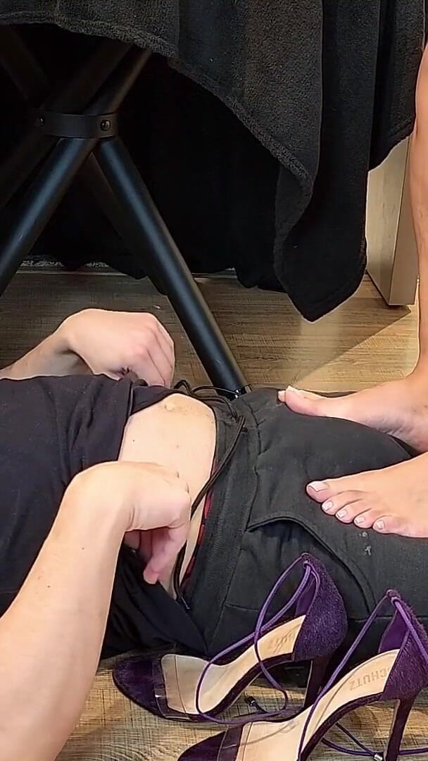 It Guy Ignored Double Foot Worship and Double Footjob under Table at the Office - Goddess Kiffa - Vitoria Vonteese - Footjob