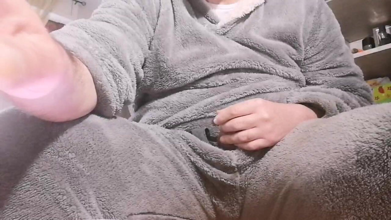 Setesesso7: さあ、ブタ、この寒い2月の土曜日に一緒にオナニーしよう!