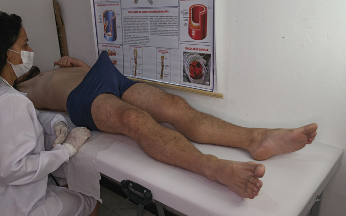 Jennyferpimenta: Nurse Observes Patient's Erection