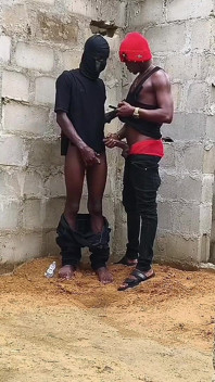 Ebony Slime Waist dikongkek dinding gaya doggy bangunan yang belum siap