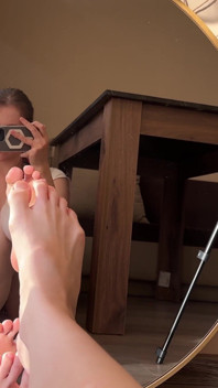Uwu Leggy Mirror Škádlení V Mém Roztomilém Oblečení