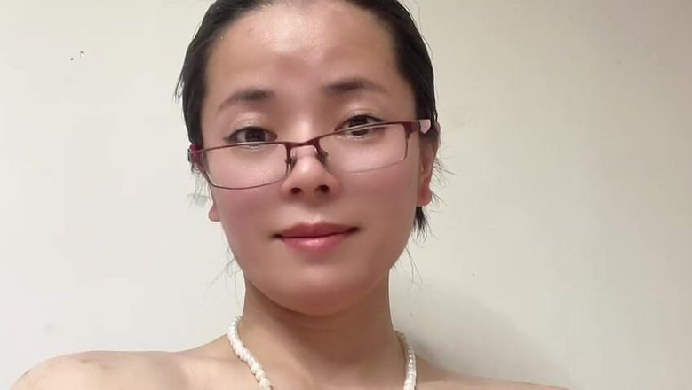 sweethanajapanese: Mavi kıyafetli sevimli küçük vücutlu hana minyon sevimli kız