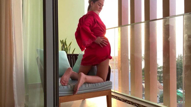 Vina Moon: Sex at sunset
