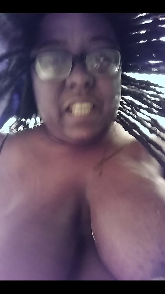 His Queen Suga: तुम्हारे बारे में सोचना और हस्तमैथुन करना