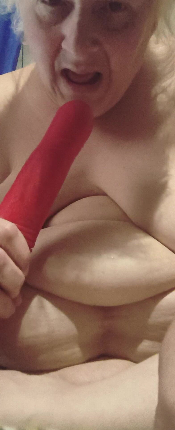 HerculesnVENUS: Det är hans första gången på jävla låt denna utbildade hora...