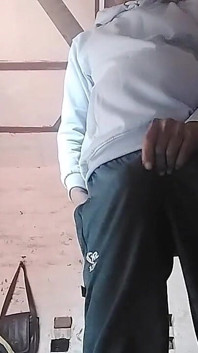 Meu pau é muito duro e longo