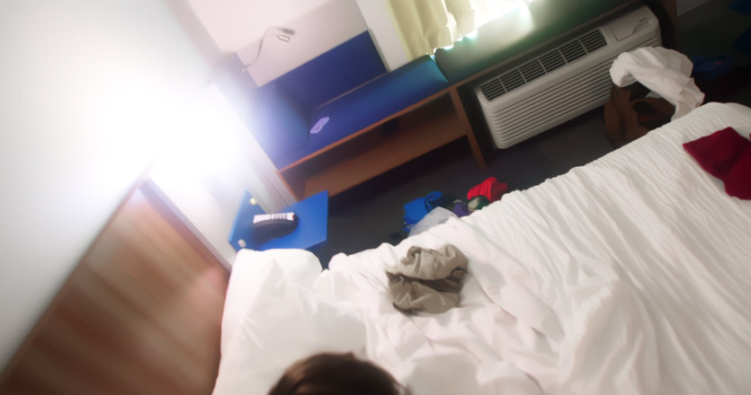 Batbait: 18-jarige Twink gesleept naar mijn hotelkamer en met kracht geneukt