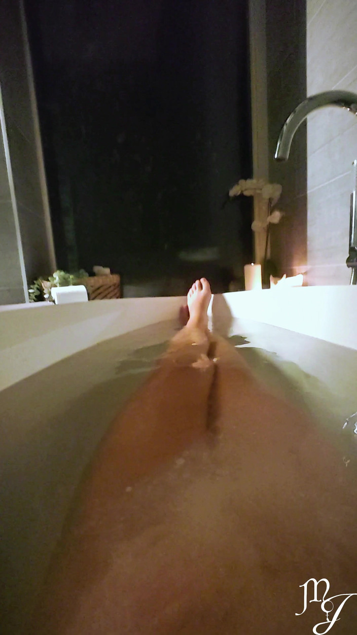 DeesseJulia: Magic Bath - 女主人julia