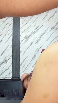 Hậu môn tàn nhẫn: Đóng đinh hết cỡ và hét lên sung sướng