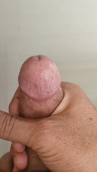 Nu pot fi mulțumit fără masturbare!