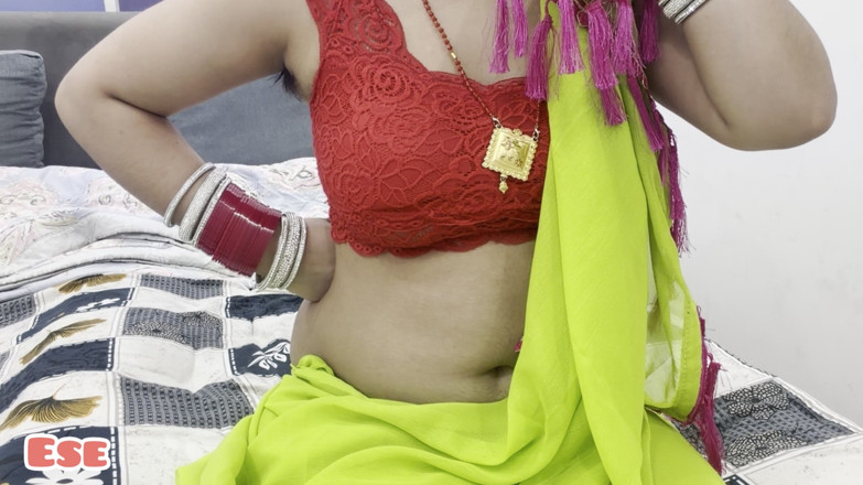 Sammy Sins: Juruelektronik desi melihat faraj Bhabhi Alisha dan mengongkeknya dengan begitu...