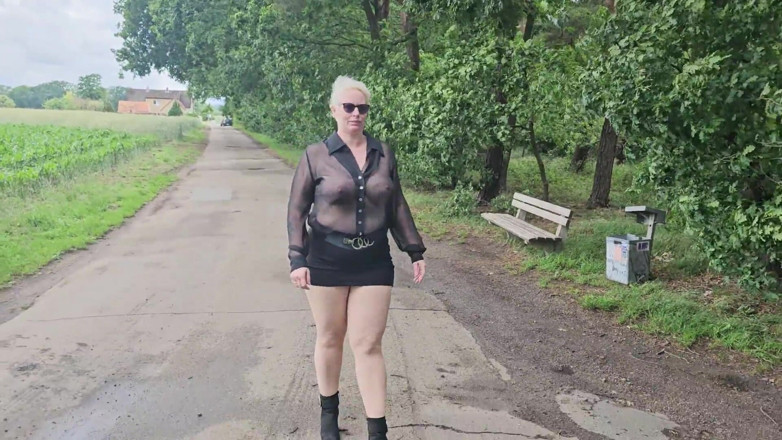 UserBitch1: Frívolo En La Carretera Y Con Mal Tiempo
