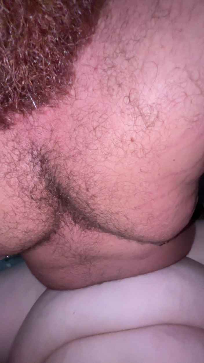 Piggy Rose: POV část 2: po 5 prstech, velký medvěd dává prasátku zvedá tlustého ptáka
