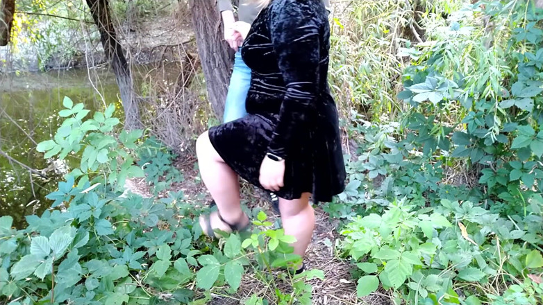 OurFetishLife: Une MILF au cul magnifique se fait baiser par la...