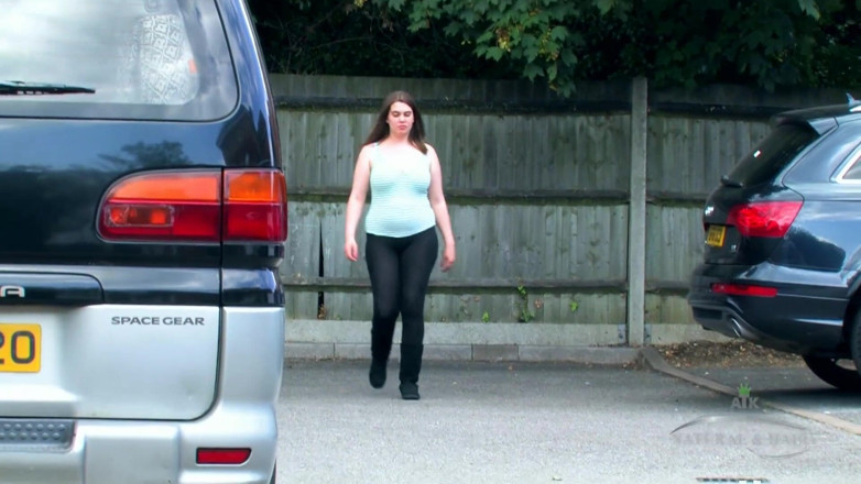 ATK Fans (Hairy): Big Titted Brooke Introduces Herself in a Green Tanktop and...