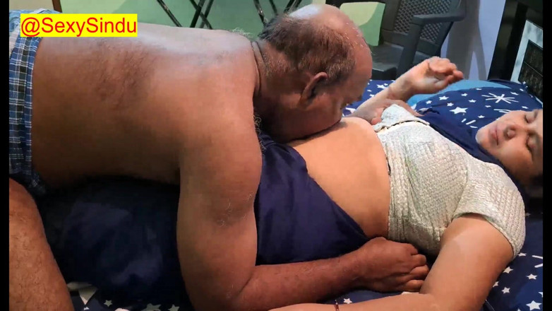 Sexy sindu: Une bhabhi sexy se fait baiser dans un sari bleu