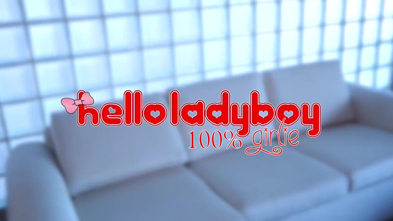Hello Lady Boy: 精液を浴びたレディーボーイのような人形