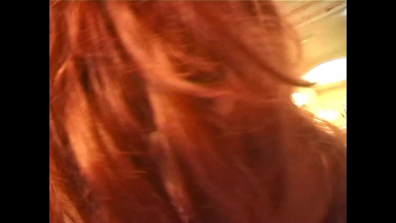 Still Slut: Une MILF amateur sexy avec de beaux seins masturbe sa...