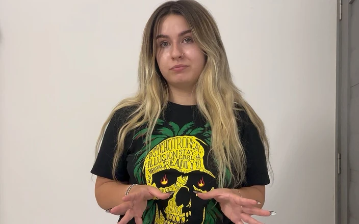 NipsAndStrips: Du är jordad, stanna där i lukt mina pruttar