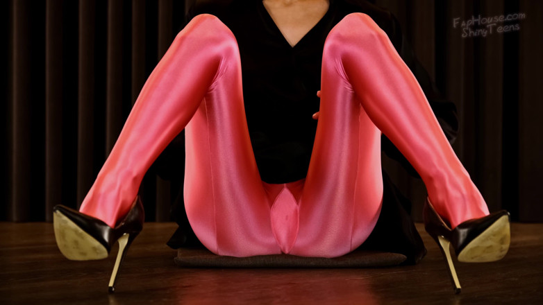 Shiny teens: 927 Collant in spandex rosa lucido