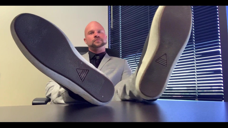 Jasons feet: You Made It to Your 2nd Interview