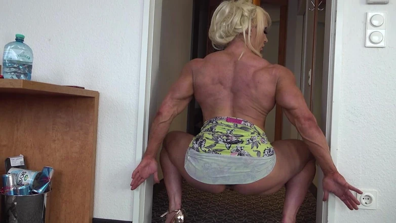 Lisa Cross: World Class Muscle 2