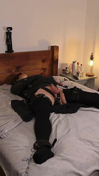 Sensorische entprivations-bondage teil 1 & analfisting