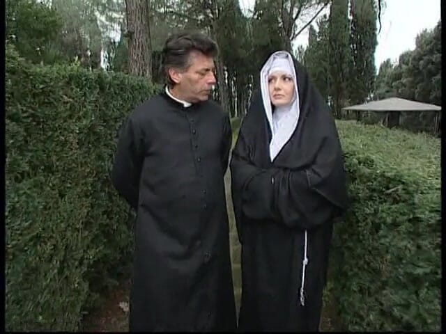 Just X Star: Schaamtevolle non's worden geneukt in een trio