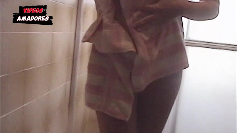 Amateurs videos: 샤워하는 핫한 금발