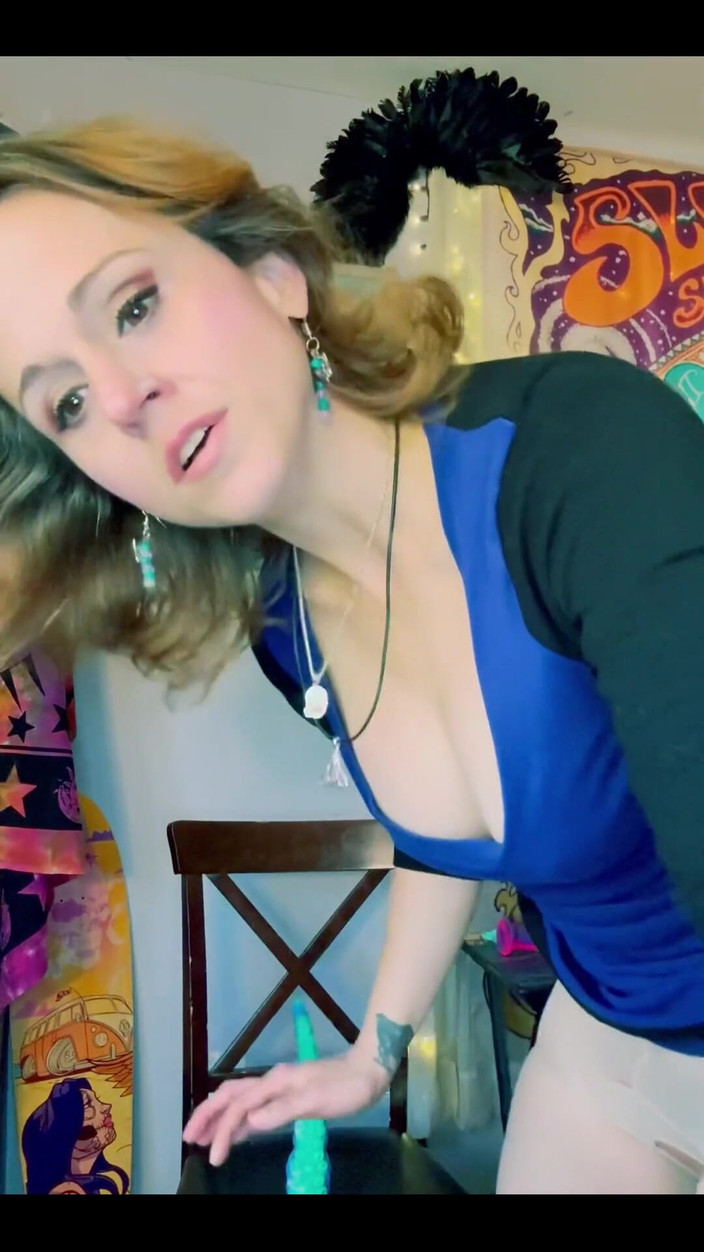 Suzy Wylde: Kancelářská anální děvka