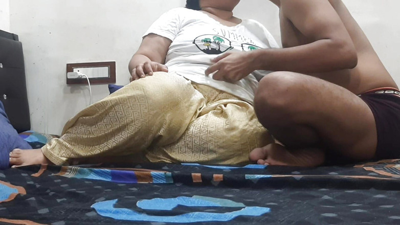 SameerPhunk: Riesiger arsch sonia wird von ihrem ehemann zu hause gefickt