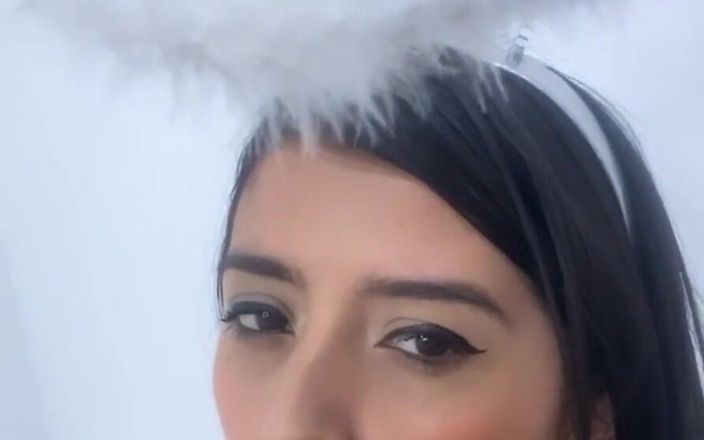 Linahenao: A Quien? Mustrame Que Tu Mereces Correrte Sobre Mi