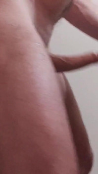 Lange pijpbeurt, mondneuken, keelneuken en enorme orale creampie