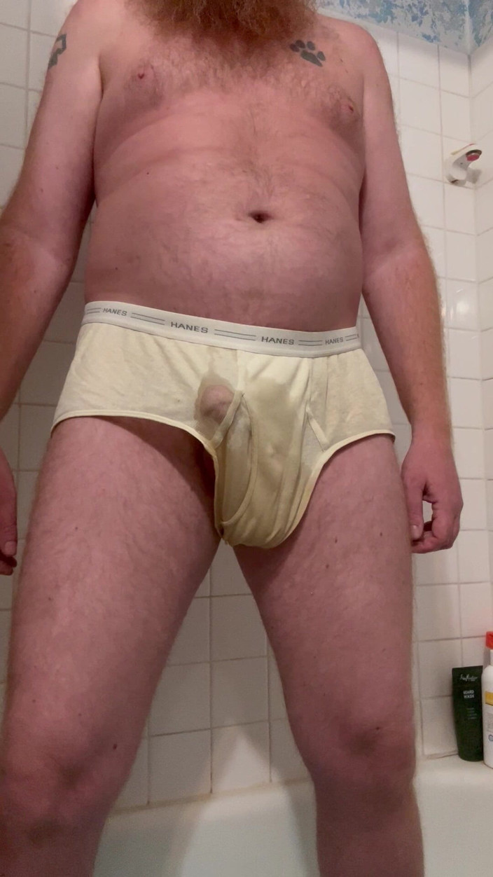 Big Baz: Pisse in alten getragenen briefs